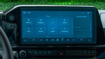 Защитное стекло Pixsel на монитор FORD TOURNEO / TRANSIT CUSTOM - 14.3“ 2023 -