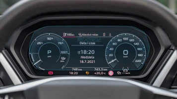 Защитное стекло Pixsel на приборную панель AUDI Q4 E-TRON - 9.9“ 2021 -