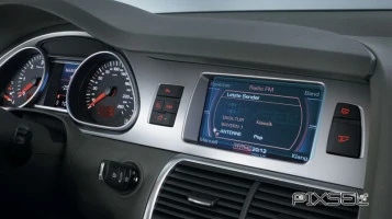 Защитное стекло Pixsel на монитор AUDI Q7 / SQ7 / RSQ7 - 6.7“ 2006 - 2014