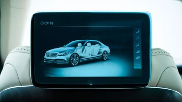 Aizsargstikls Pixsel aizmugurējam monitoram MERCEDES BENZ S-CLASS - 11.8“ 2017 - 2020