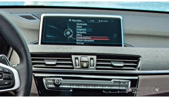Kaitseklaas Pixsel monitorile BMW X1 - 10.2“ 2015 - 2018 (F48)