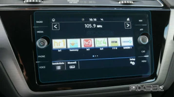 Защитное стекло Pixsel на монитор VOLKSWAGEN TOURAN - 10.9“ 2022 -